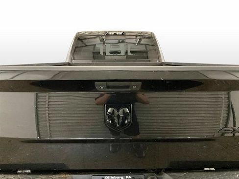 Used 2017 RAM 2500 Big Horn w/ Black Appearance Group AWD/4WD image 5