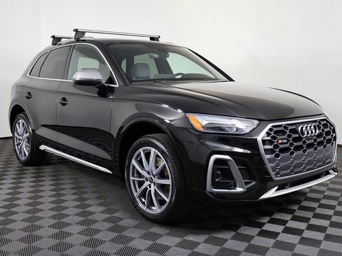 Used 2022 Audi SQ5 Premium Plus w/ Premium Plus Package AWD/4WD image 6