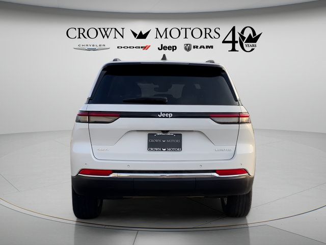 Used 2023 Jeep Grand Cherokee Limited AWD/4WD image 6