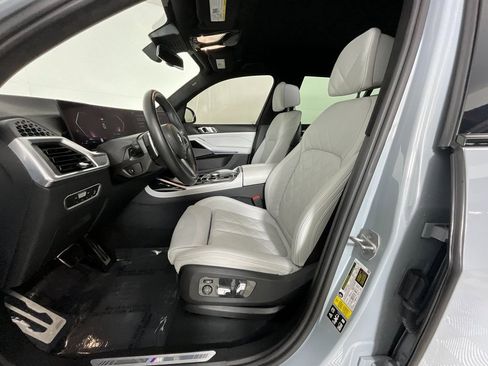 Used 2023 BMW X7 xDrive40i w/ M Sport Package image 16