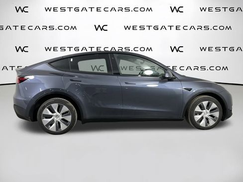 Used 2023 Tesla Model Y Long Range image 42