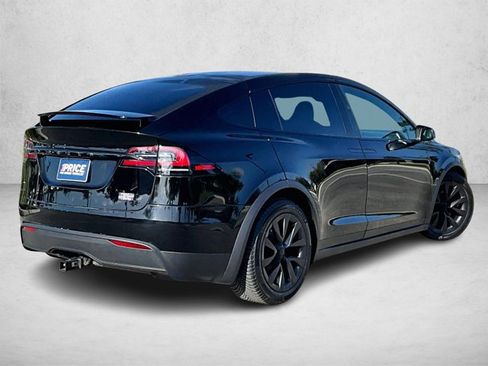 Used 2023 Tesla Model X Plaid image 2