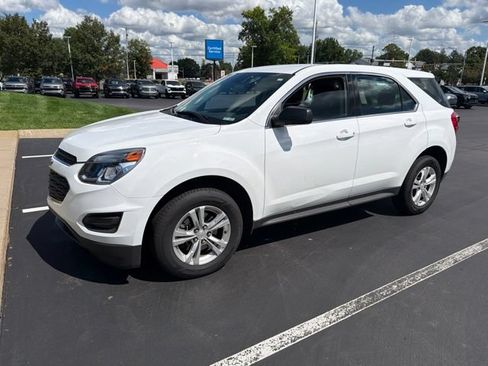 Used 2016 Chevrolet Equinox LS FWD image 2