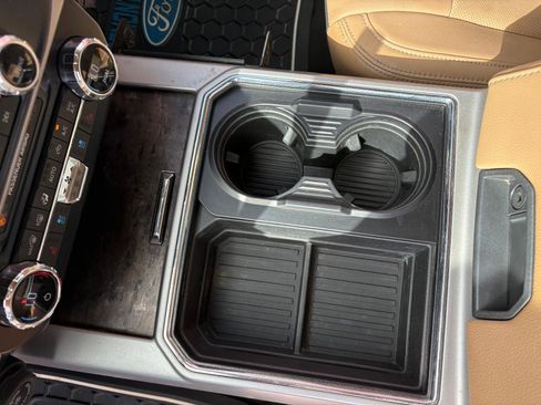 Used 2022 Ford F250 Lariat w/ Lariat Ultimate Package image 38