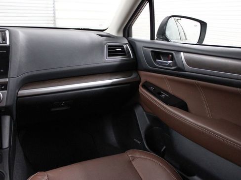 Used 2017 Subaru Outback 3.6R Touring w/ Popular Package #5A image 22