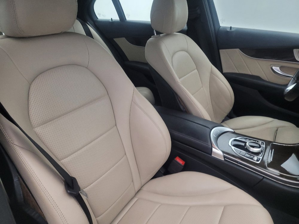 Used 2020 Mercedes-Benz C 300 Sedan image 21