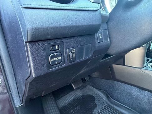 Used 2016 Toyota RAV4 LE AWD/4WD image 20
