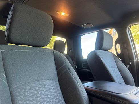 Used 2025 RAM 2500 Big Horn AWD/4WD image 16