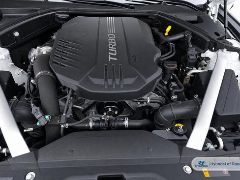Used 2024 Genesis G70 3.3T Advanced RWD image 14