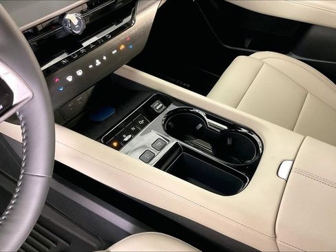 New 2026 Nissan Murano SV AWD/4WD image 12