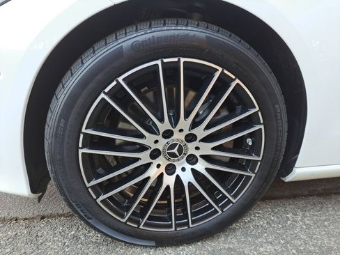 Used 2024 Mercedes-Benz C 300 Sedan image 26