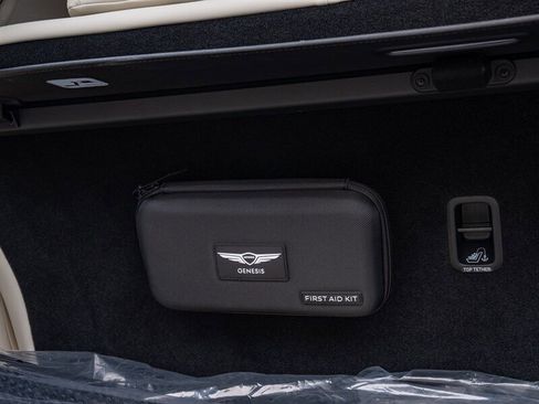 Used 2025 Genesis GV60 RWD image 48