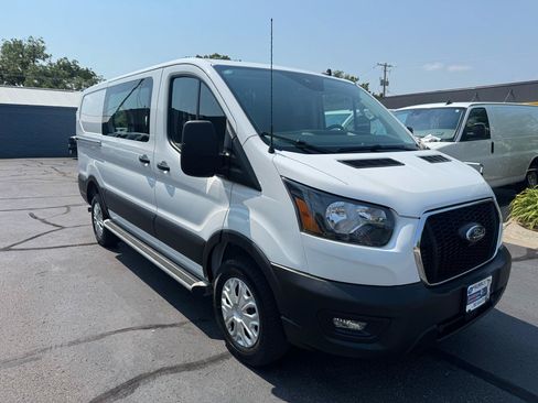 Used 2025 Ford Transit 250 Low Roof w/ Exterior Upgrade Package RWD image 3