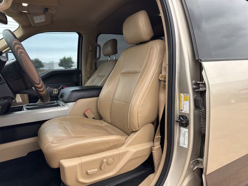 Used 2017 Ford F350 Lariat w/ Lariat Value Package AWD/4WD image 15