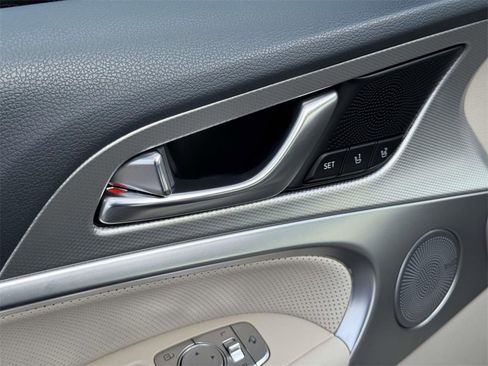 Certified 2026 Genesis G70 2.5T Prestige image 16