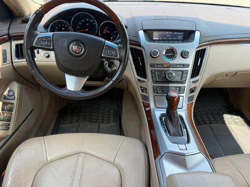 Used 2011 Cadillac CTS Luxury RWD image 13