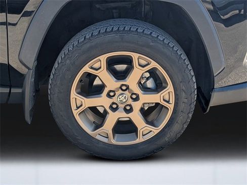 Used 2023 Toyota RAV4 AWD Hybrid image 10