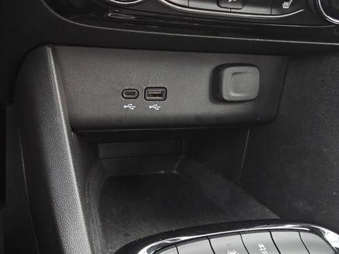 Used 2024 Buick Encore GX Sport Touring w/ Comfort Package image 24