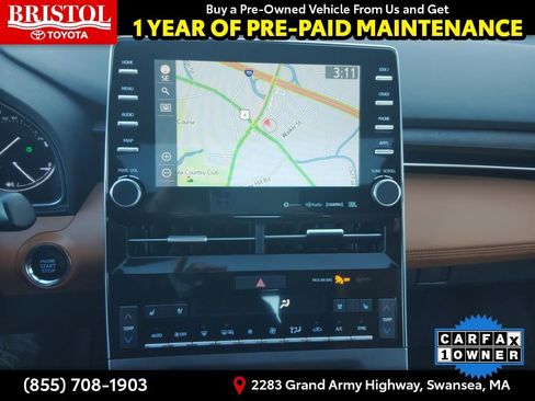 Used 2021 Toyota Avalon Limited image 25