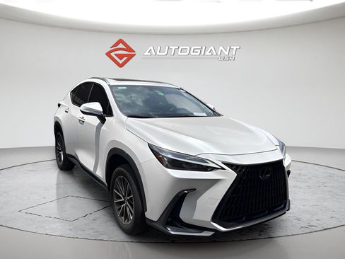 Used 2024 Lexus NX 250 FWD w/ Towing Package (2000 Lbs) image 2