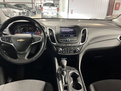 Used 2022 Chevrolet Equinox LT image 24