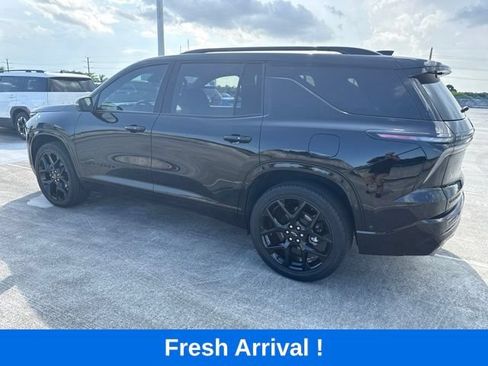 Used 2026 Chevrolet Traverse RS w/ LPO, Floor Liner Package FWD image 17
