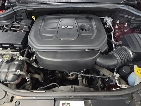 Used 2018 Jeep Grand Cherokee Laredo AWD/4WD image 14