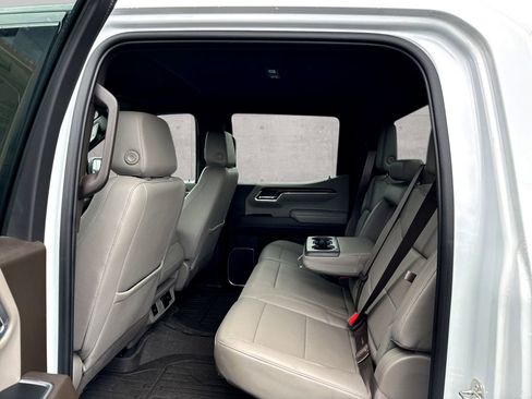 Used 2022 GMC Sierra 1500 SLT image 6