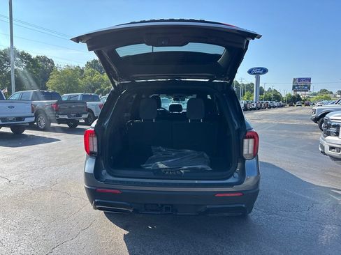 Used 2025 Ford Explorer ST-Line w/ Premium Package AWD/4WD image 11