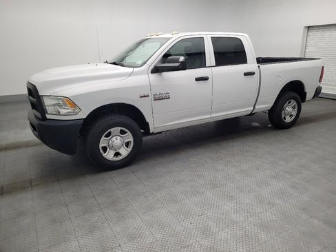Used 2016 RAM 2500 Tradesman image 2
