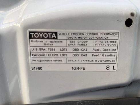 Used 2015 Toyota 4Runner SR5 image 33