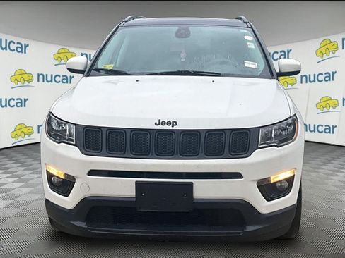 Used 2019 Jeep Compass Latitude AWD/4WD image 2