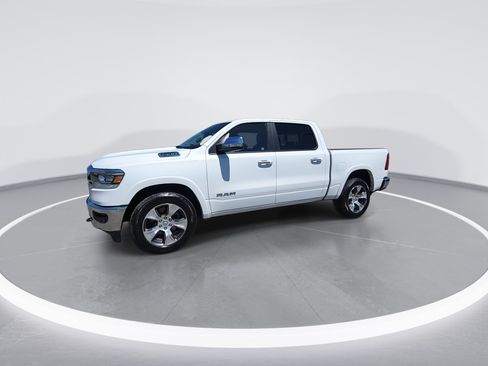 Used 2021 RAM 1500 Laramie AWD/4WD image 7