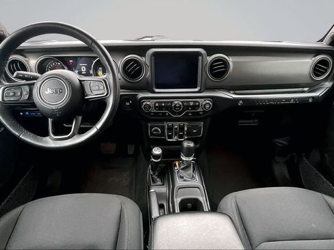 Used 2023 Jeep Wrangler Unlimited w/ Cold Weather Group AWD/4WD image 10