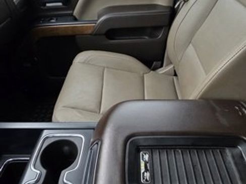 Used 2016 Chevrolet Silverado 2500 LTZ w/ Duramax Plus Package image 23