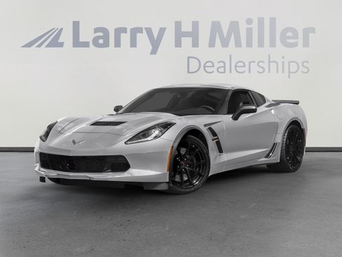Used 2017 Chevrolet Corvette Grand Sport image 1