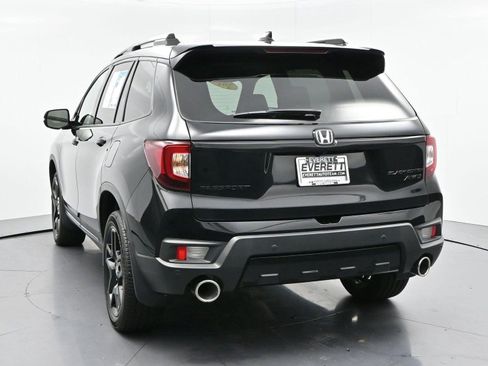 Used 2024 Honda Passport Black Edition image 6