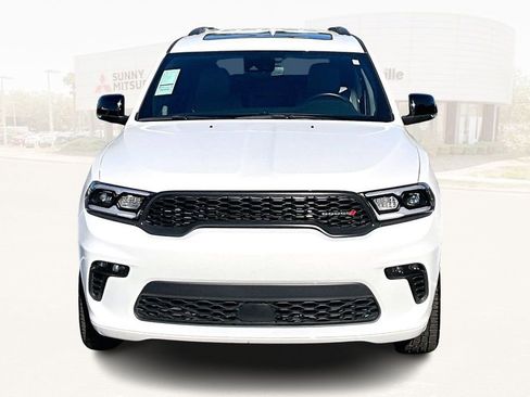 Used 2023 Dodge Durango GT image 2