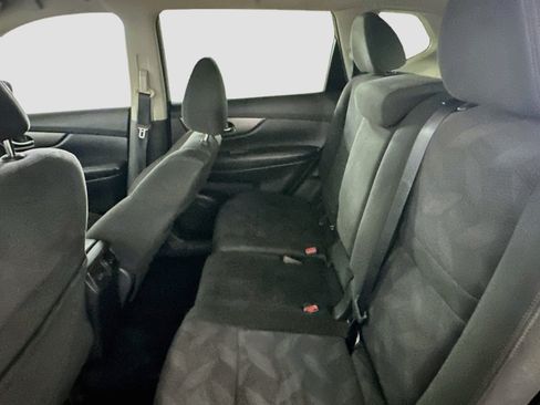 Used 2015 Nissan Rogue S FWD image 26