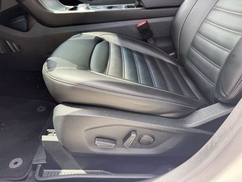 Used 2020 Ford Edge SEL w/ Convenience Package FWD image 29