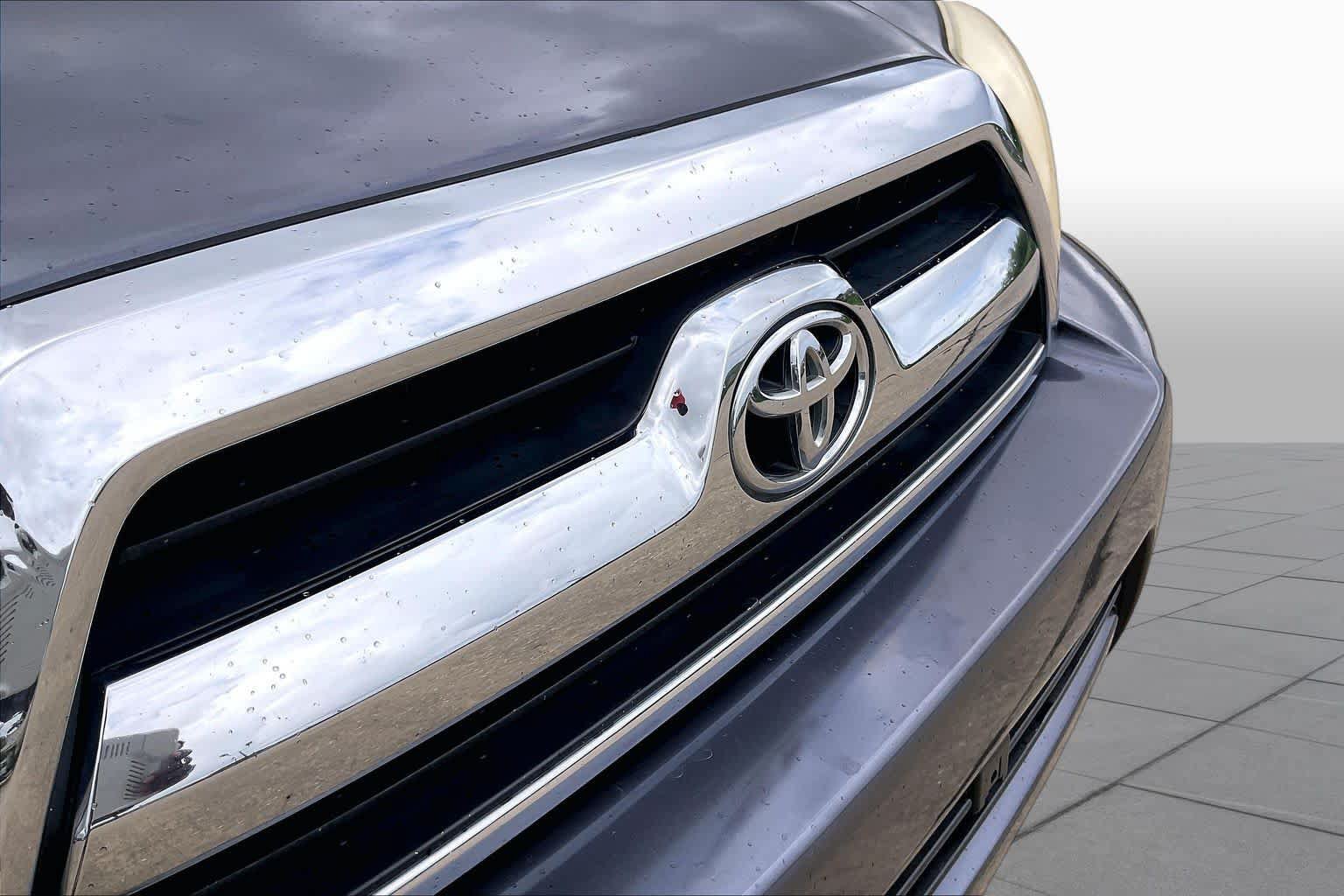 Used 2008 Toyota 4Runner SR5 RWD image 27
