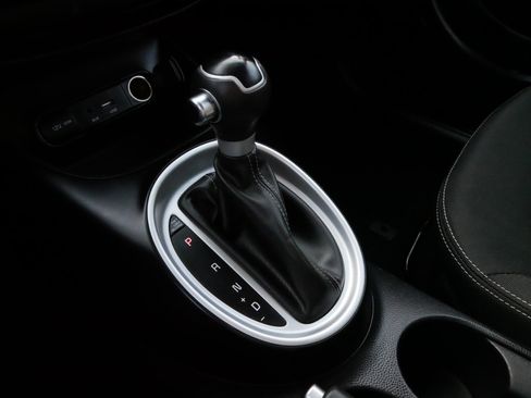 Used 2018 Kia Soul + image 24