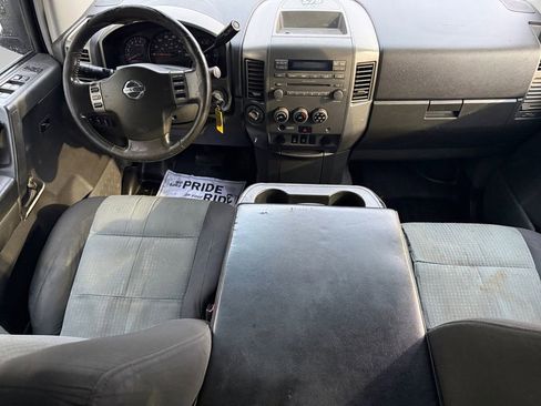 Used 2006 Nissan Titan SE image 29