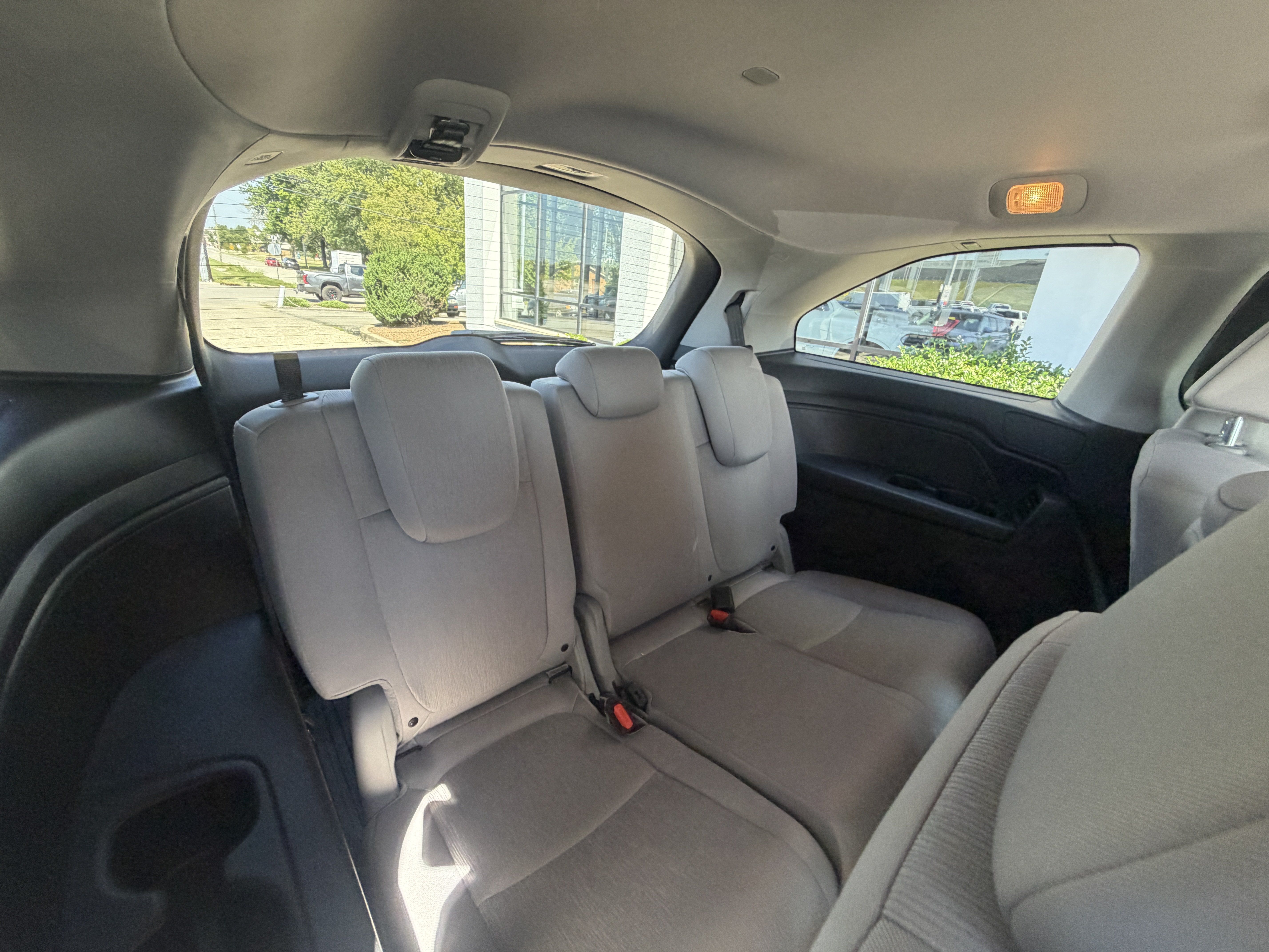 Used 2019 Honda Odyssey EX image 31