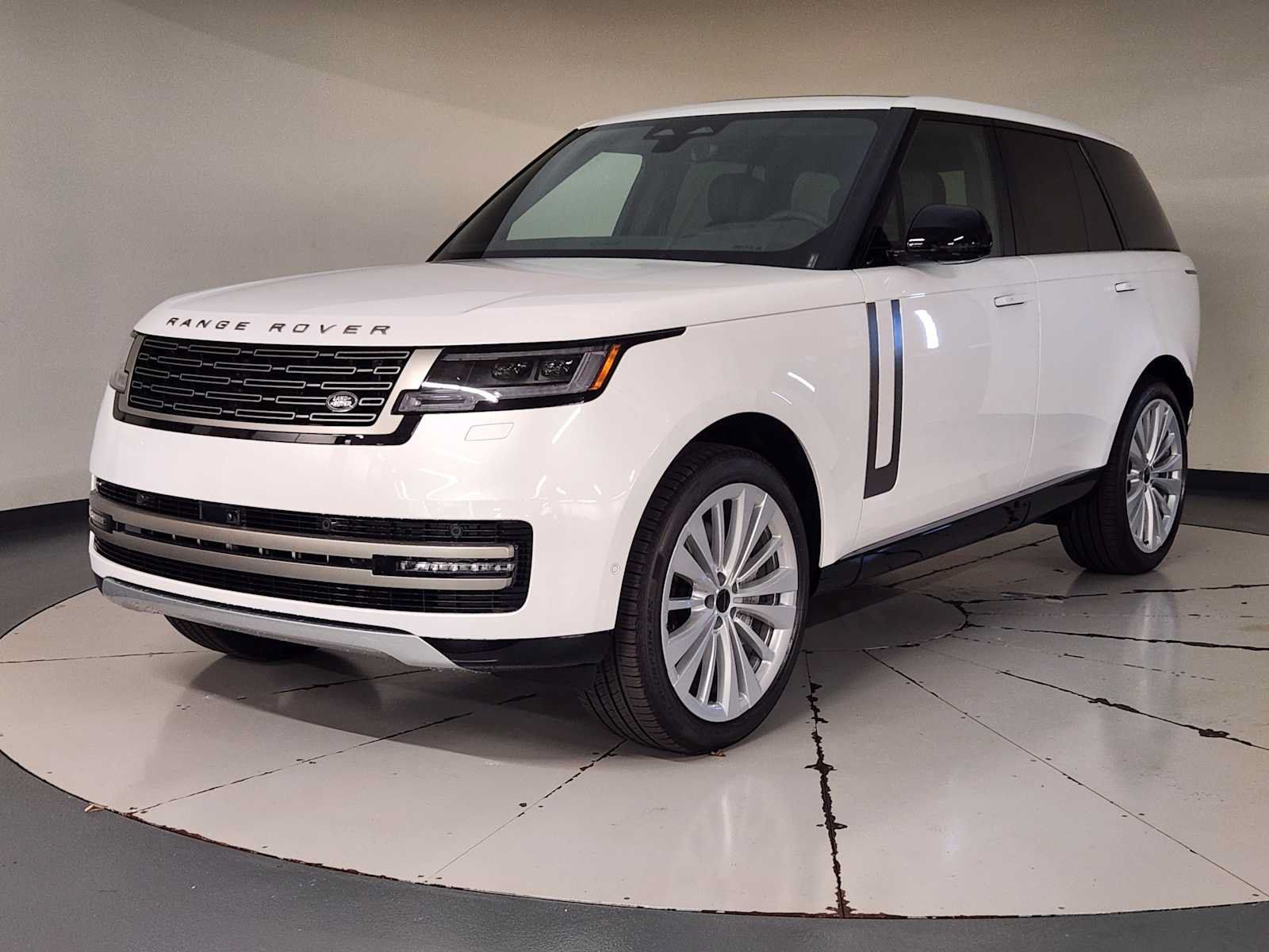 New 2026 Land Rover Range Rover SE AWD/4WD image 1