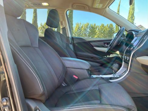 Used 2021 Subaru Ascent Premium w/ Convenience Package AWD/4WD image 20