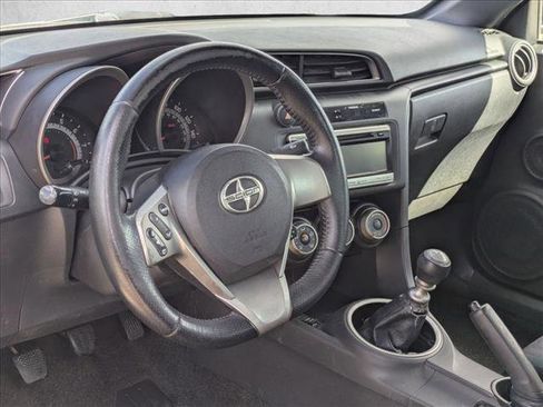 Used 2011 Scion tC image 9