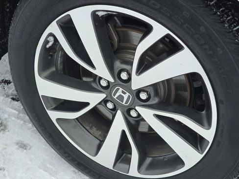 Certified 2023 Honda Odyssey Touring image 12