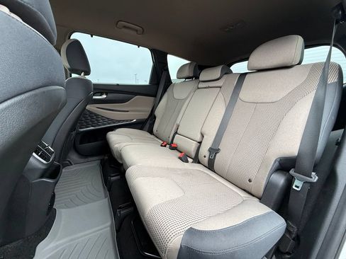Used 2019 Hyundai Santa Fe SEL FWD image 25