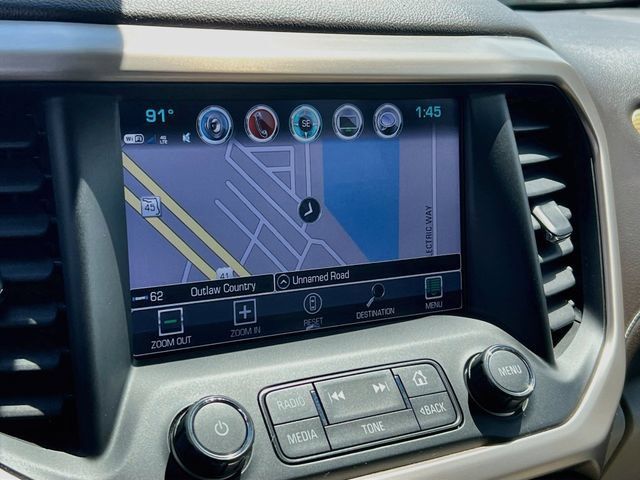 Used 2019 GMC Acadia Denali w/ Technology Package AWD/4WD image 10